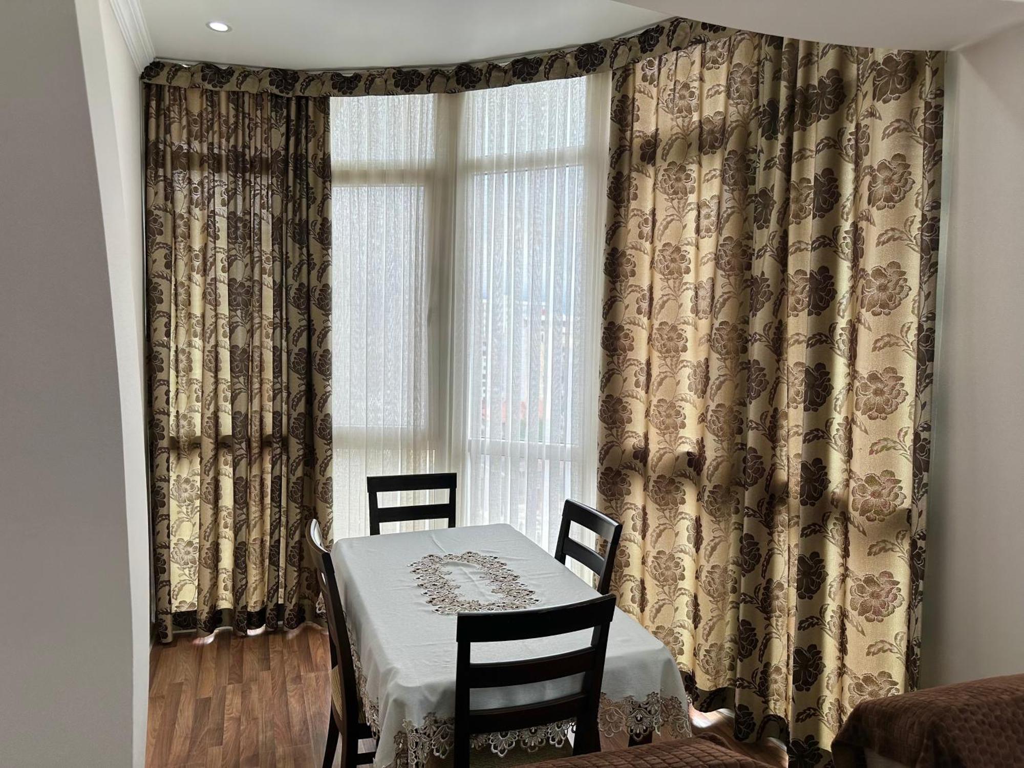 Elite Home Batumi Bagian luar foto